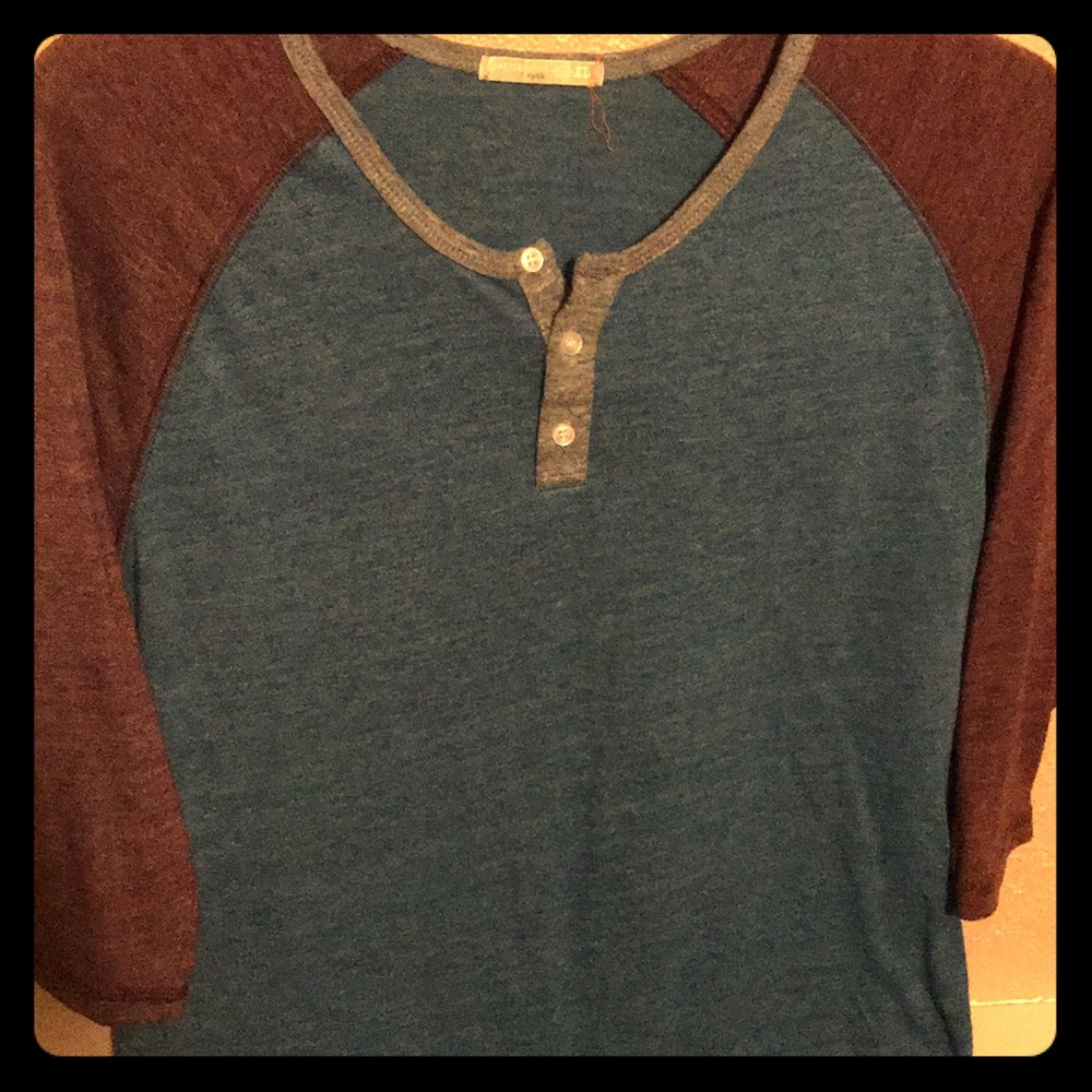 Men’s Alternative Earth Henley